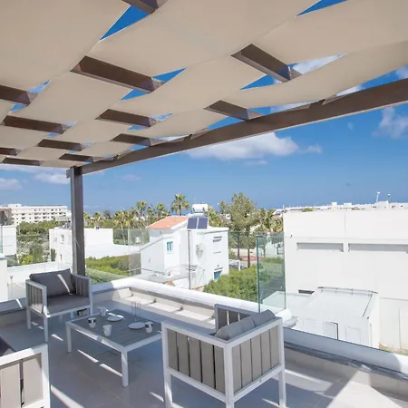 Moderne 4 Schlafzimmer Im Zentrum Von Tatil Evi Protaras